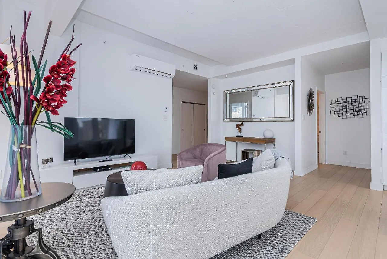 Le Se7T Penthouses Montreal